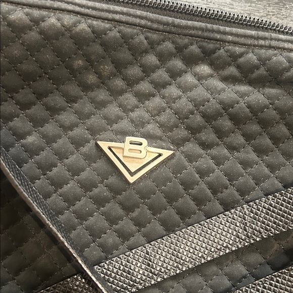 Bottega Veneta Black Quilted & Leather Crossbody Bag - Picture 2 of 15